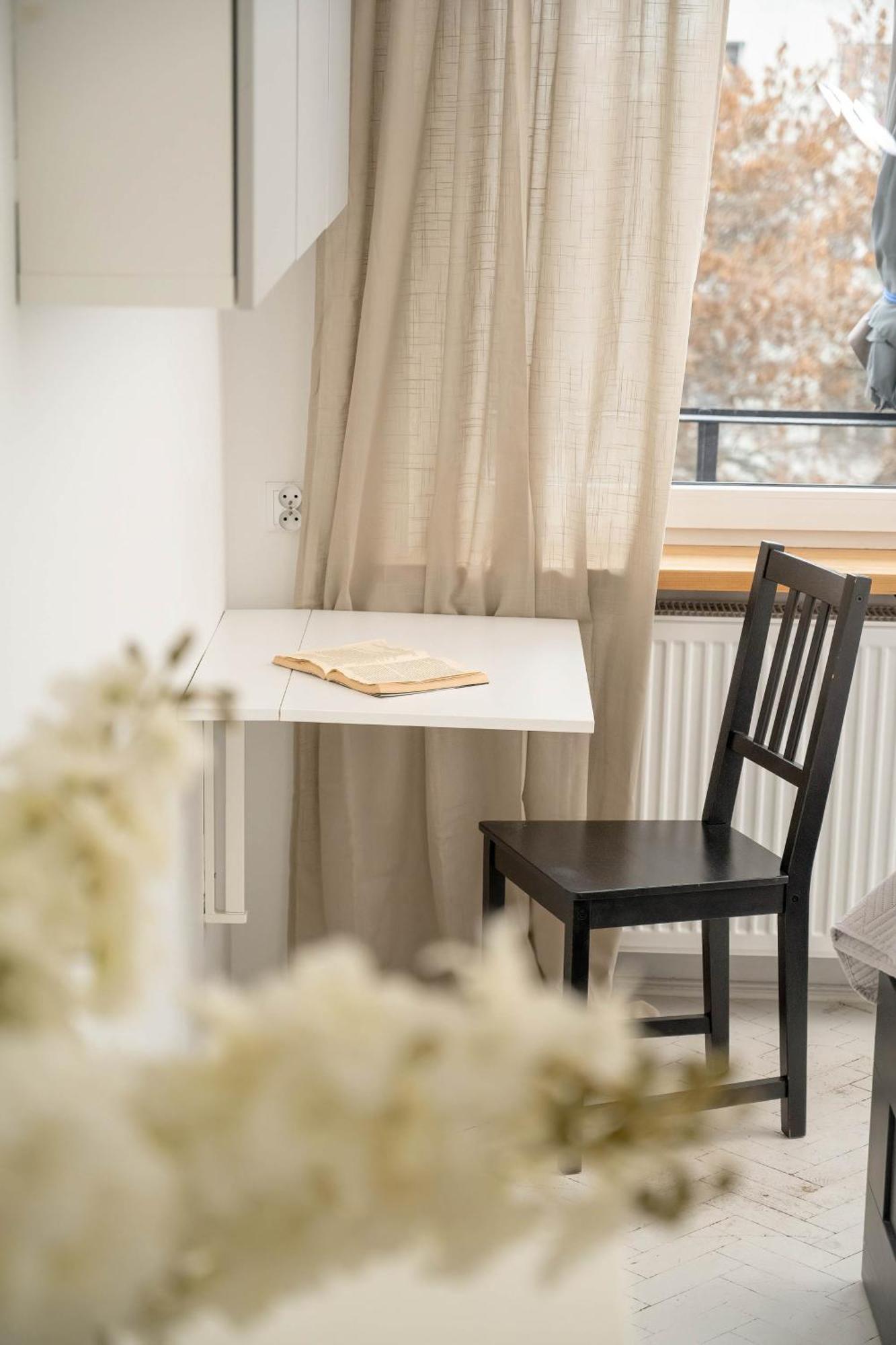 Pawlowa Stylish Apartment With Balcony & Home Office Wroclaw By Noclegi Renters Exterior foto